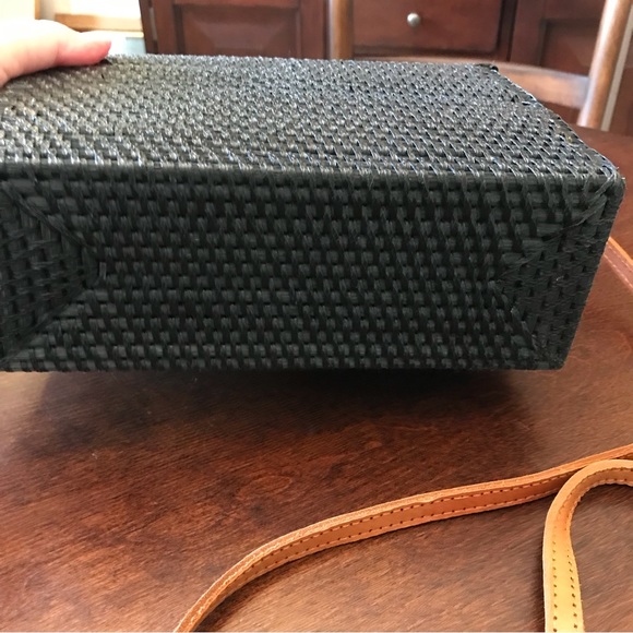 Francesca’s Accessories Bag, Black with Camel Trim. Top Handler. NWT - Picture 8 of 9